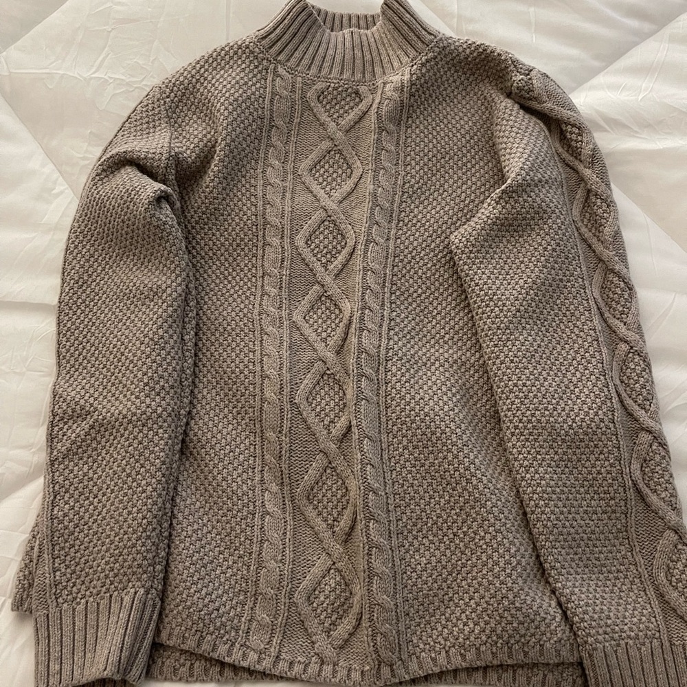 Sweater, bought on Poshmark, in great condition.